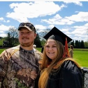 Meet your Posher, Dustin